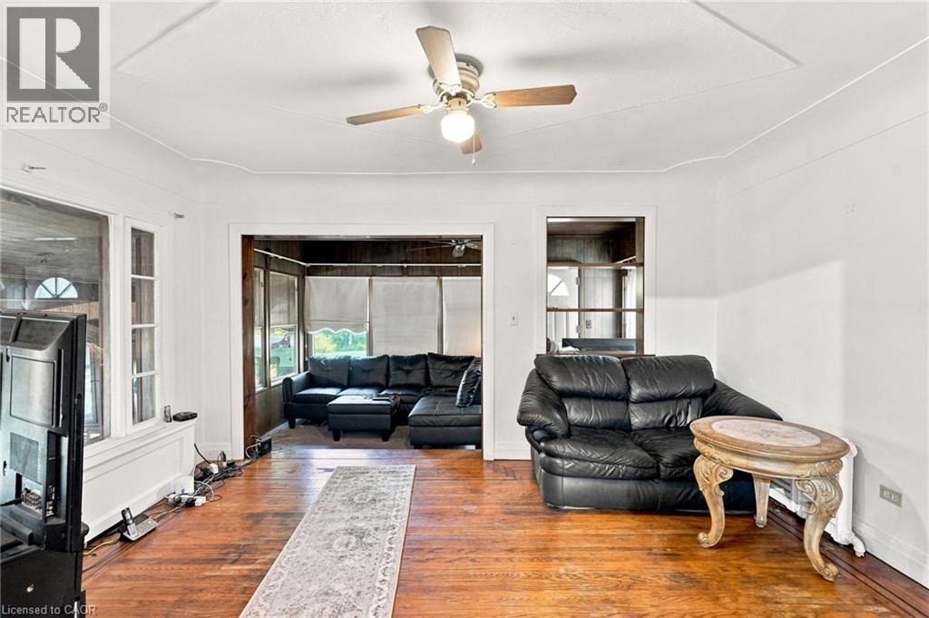 698 York Road Property Photo 15