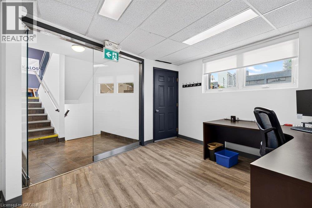 300 York Boulevard Property Photo 25