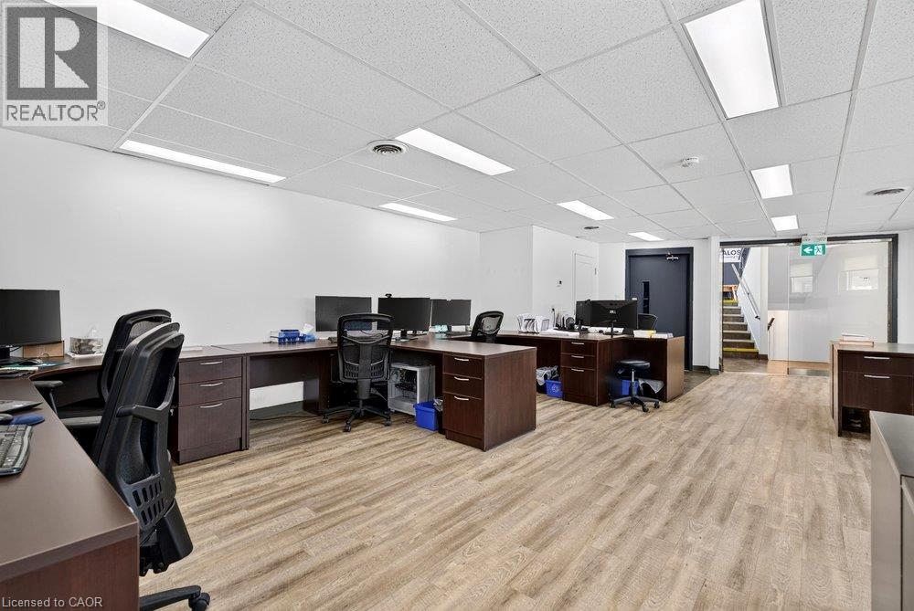 300 York Boulevard Property Photo 29
