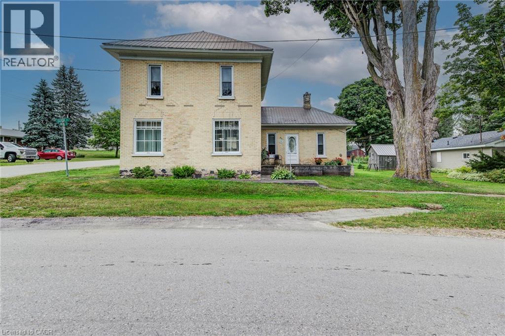 45 Clyde Street Property Photo 6