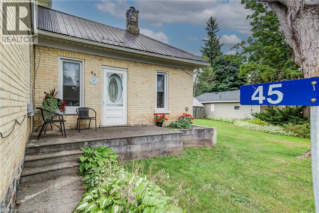 45 Clyde Street Property Photo 9