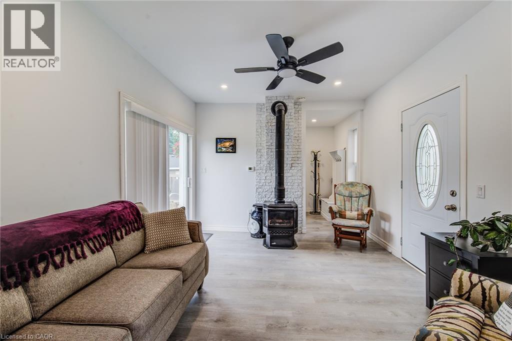 45 Clyde Street Property Photo 11