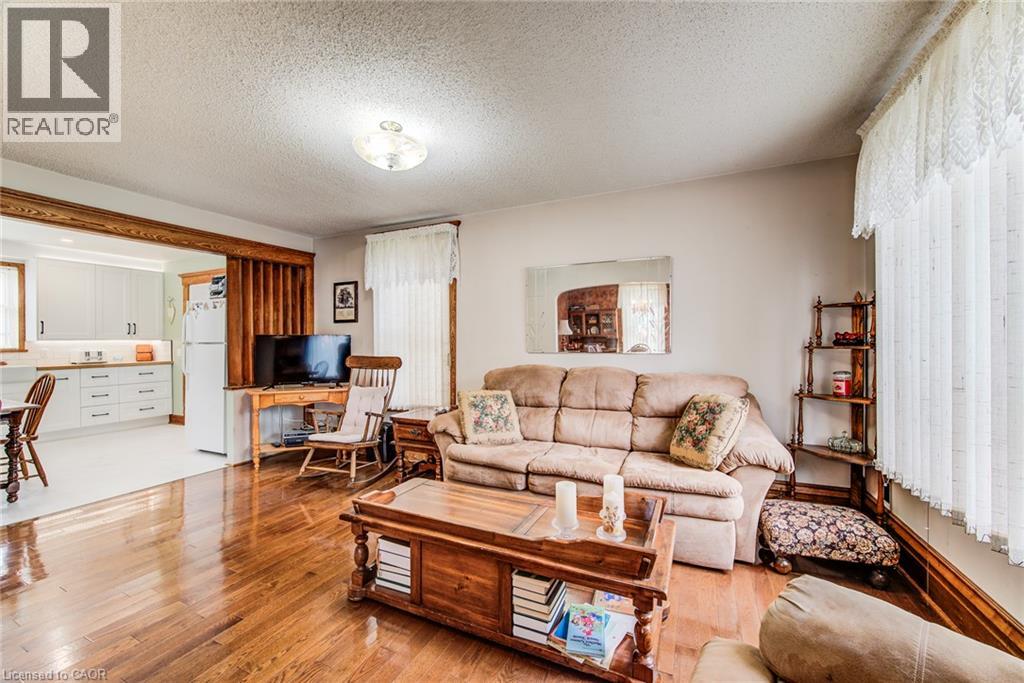 45 Clyde Street Property Photo 20