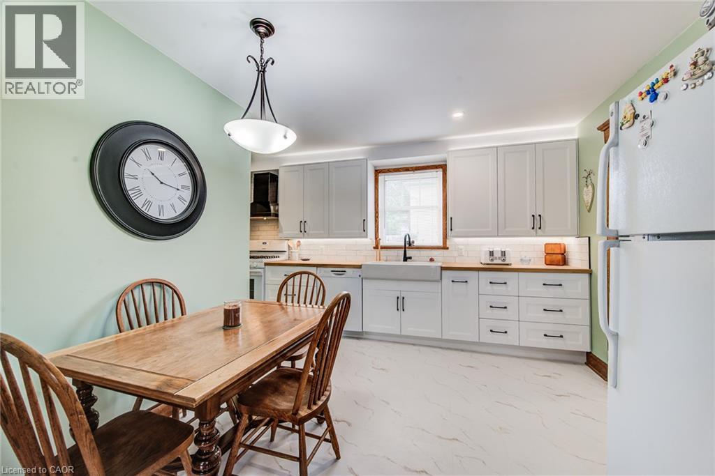 45 Clyde Street Property Photo 28