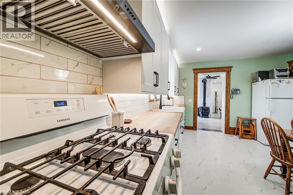 45 Clyde Street Property Photo 31