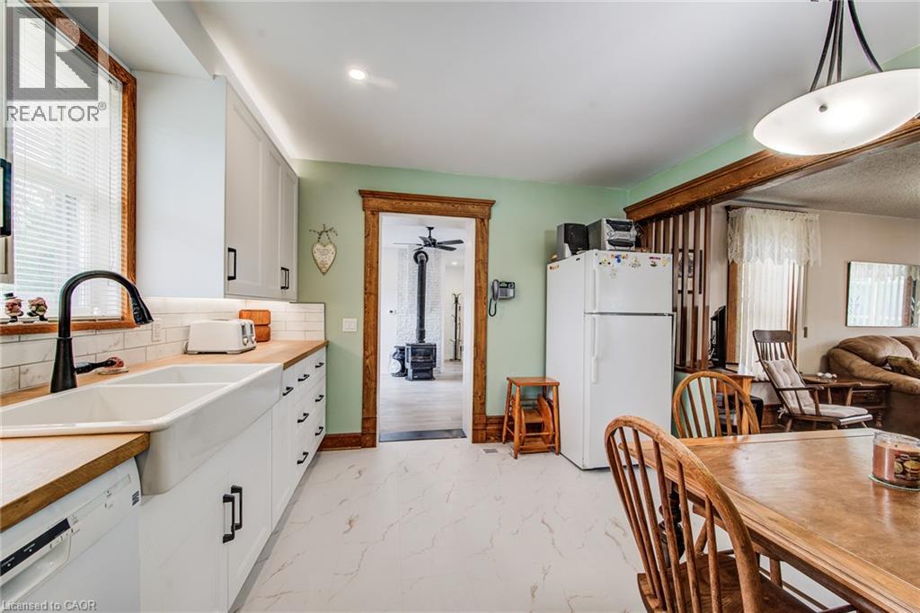 45 Clyde Street Property Photo 32