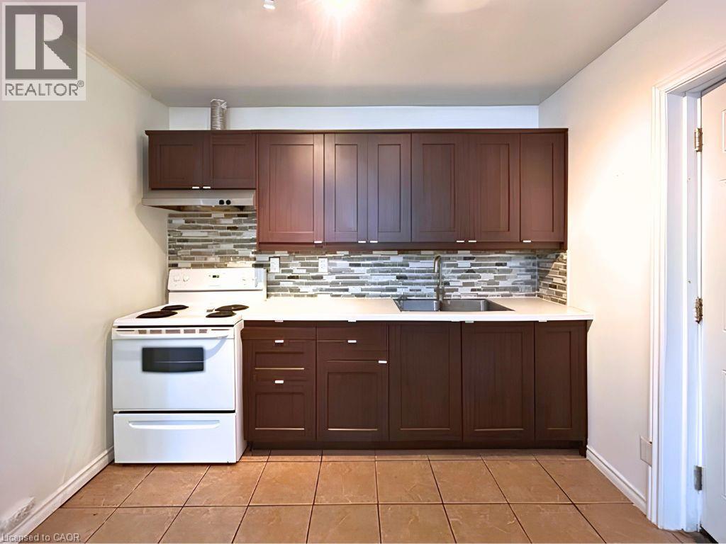 69 Sherman Avenue S Unit# 4 Property Photo 2