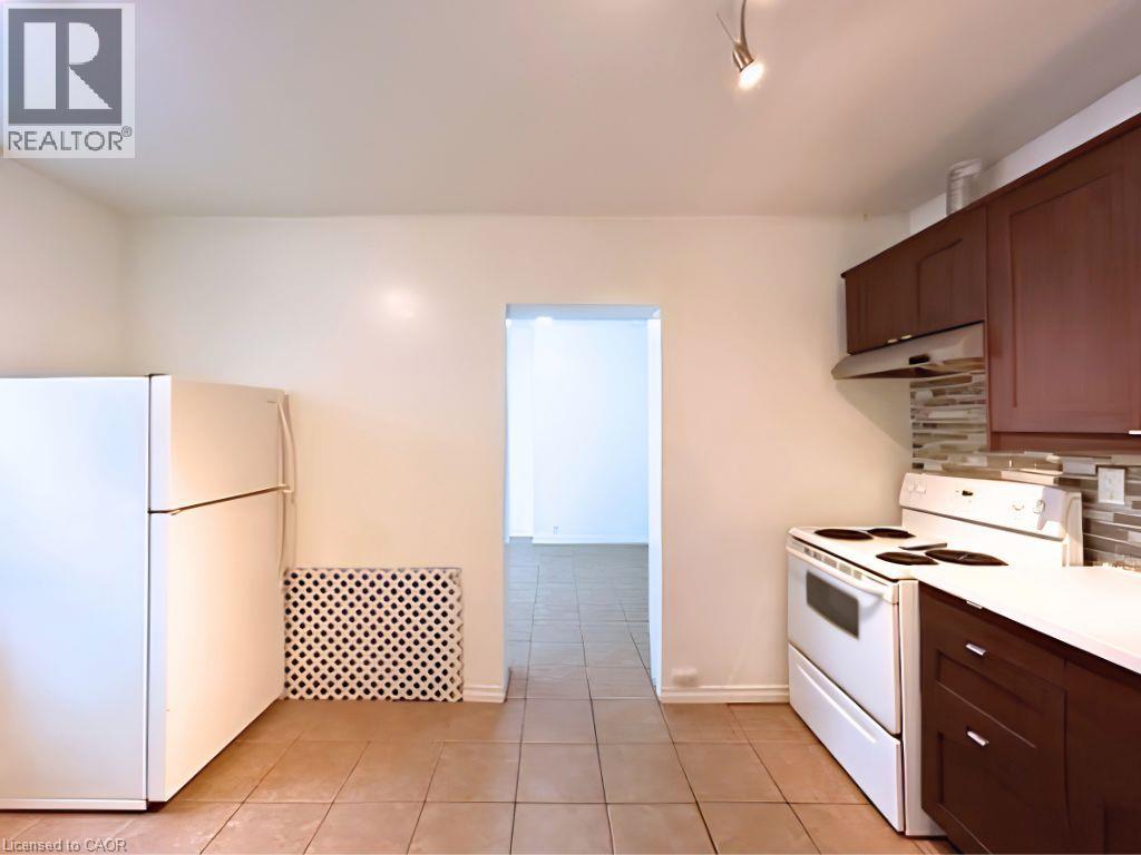 69 Sherman Avenue S Unit# 4 Property Photo 3