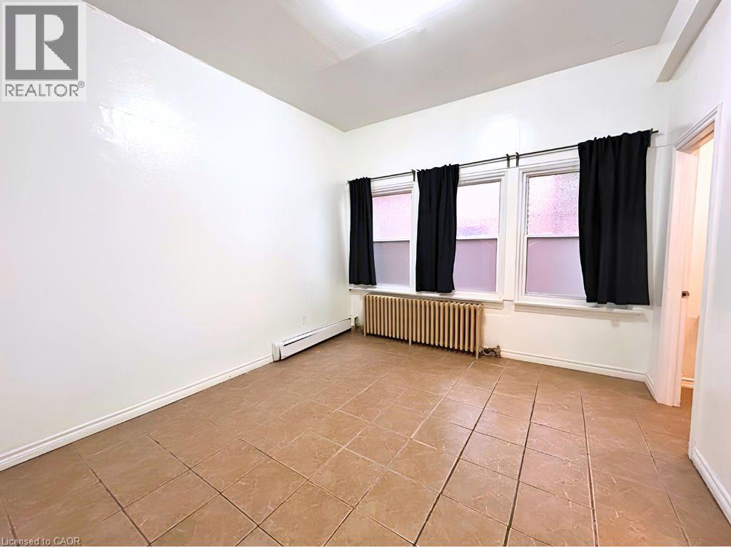 69 Sherman Avenue S Unit# 4 Property Photo 8