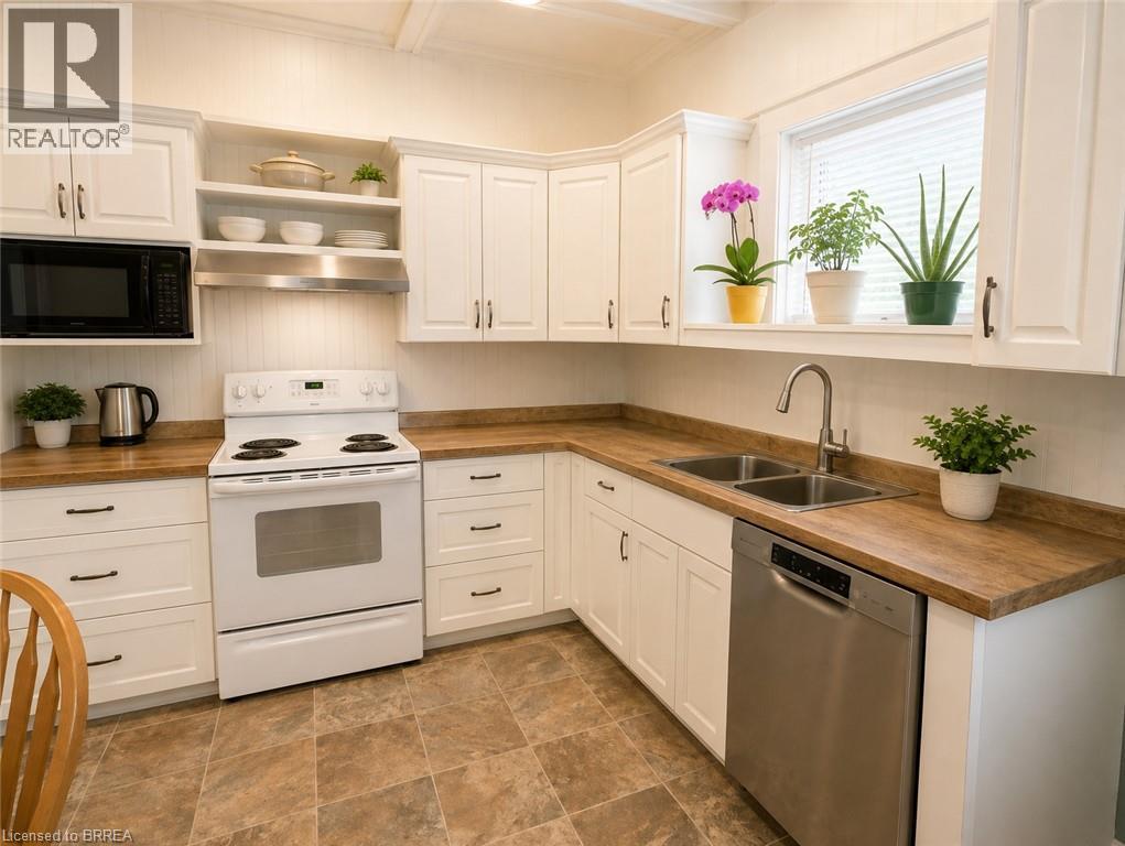 49 Palmerston Avenue Property Photo 9