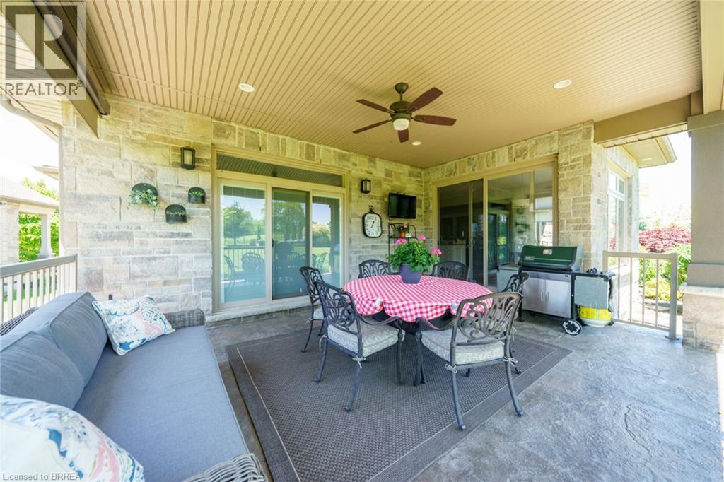 12 Ellington Place Property Photo 33