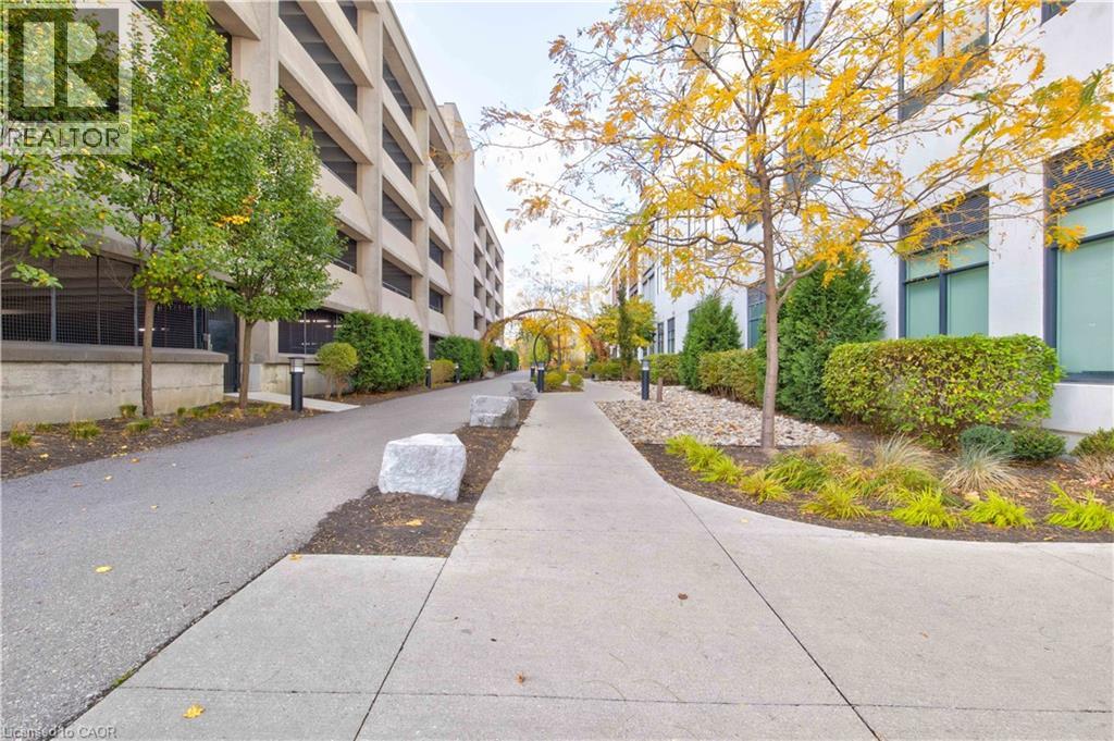 155 Caroline Street S Unit# 1002 Property Photo 26