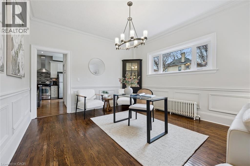 42 Lansdowne Road N Property Photo 11