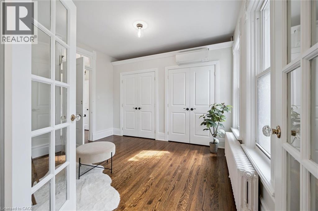 42 Lansdowne Road N Property Photo 22