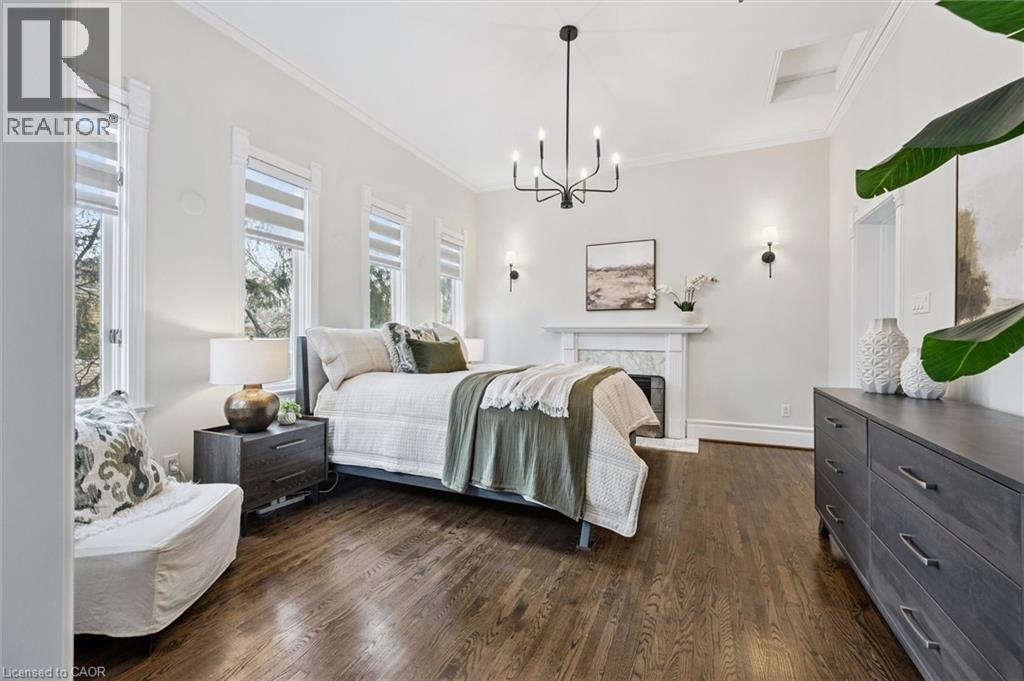 42 Lansdowne Road N Property Photo 24