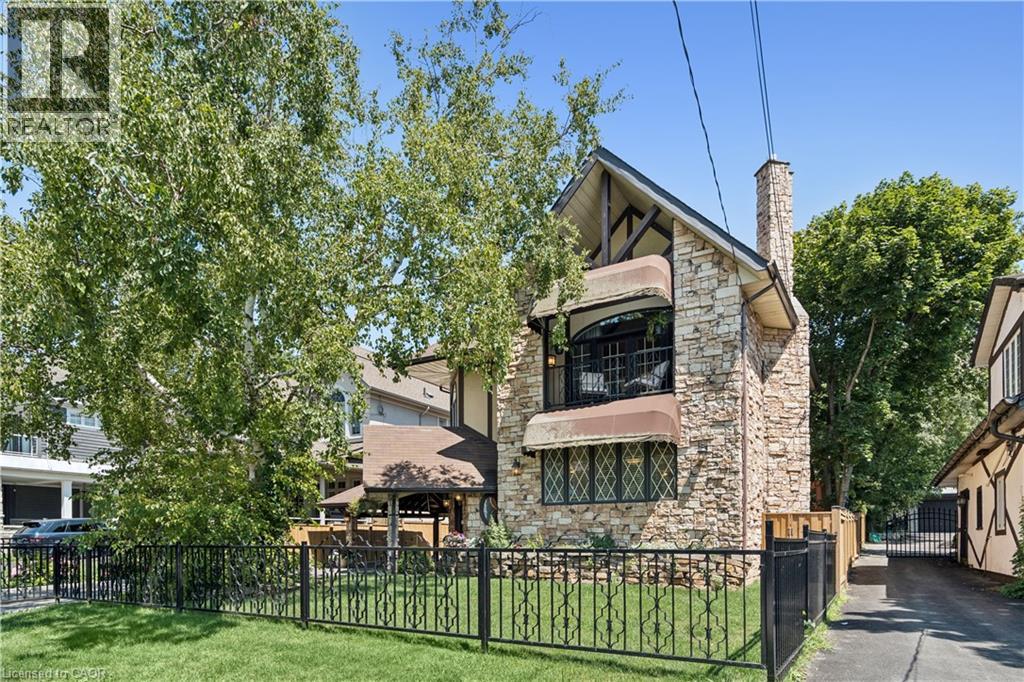 695 FRONT Road