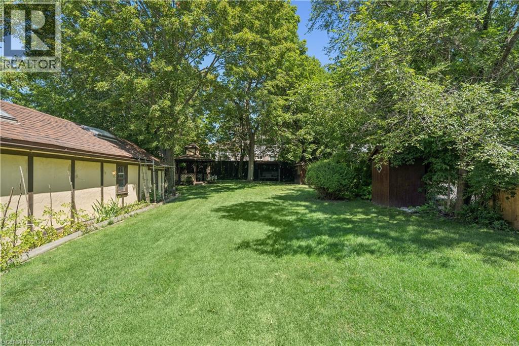 695 Front Road Property Photo 36