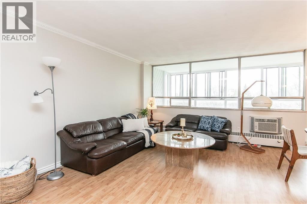 24 Midland Drive Unit# 402 Property Photo 13