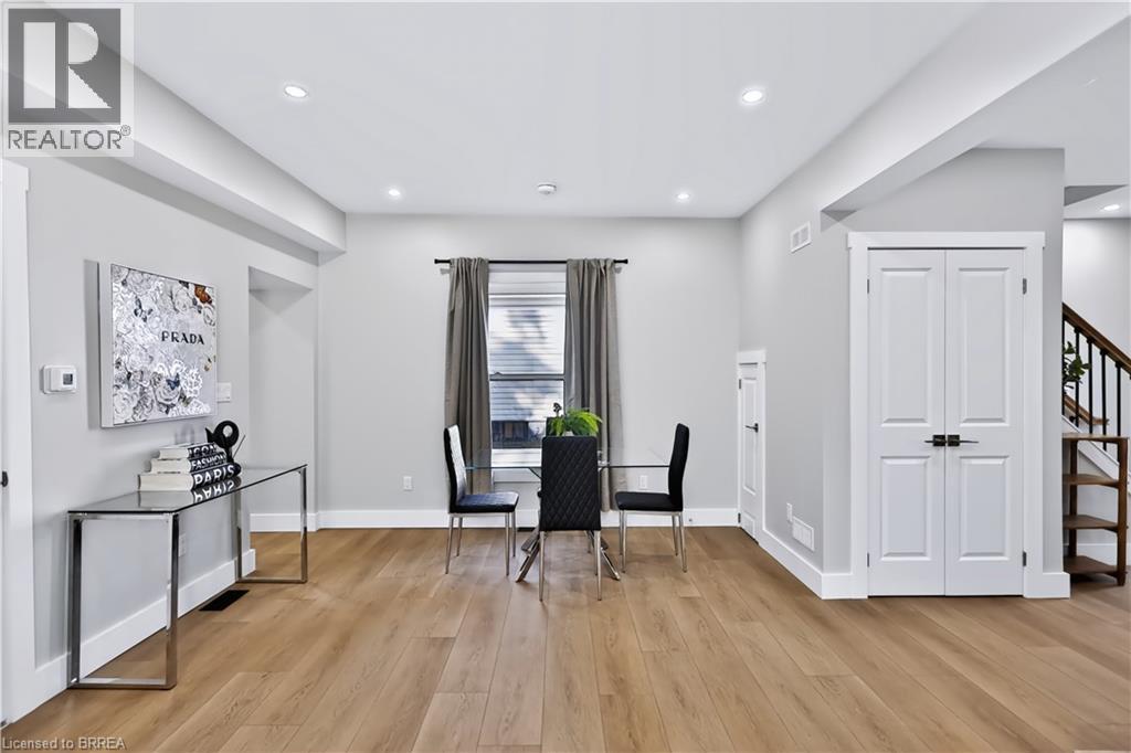 9 Walter Street Property Photo 8