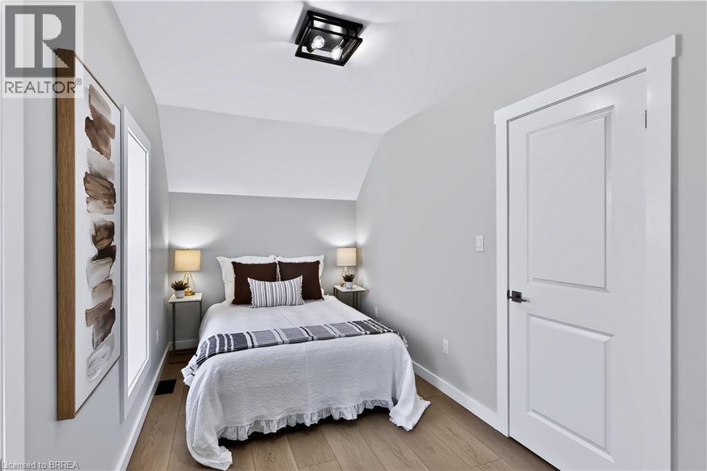 9 Walter Street Property Photo 23