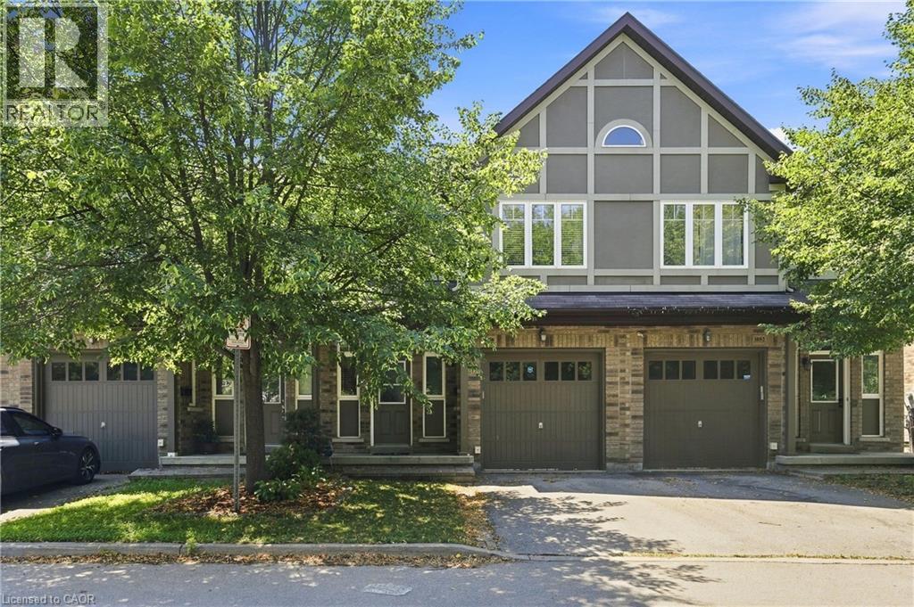 1050 Ryckman Common Property Photo 1