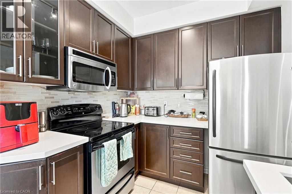 1050 Ryckman Common Property Photo 9
