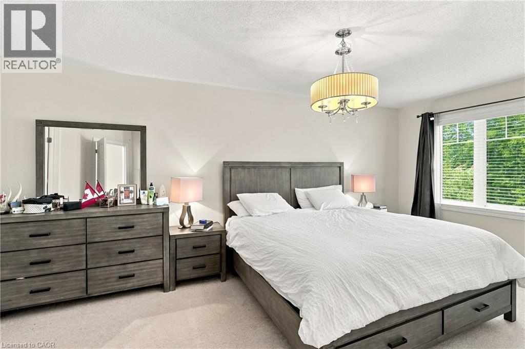 1050 Ryckman Common Property Photo 12