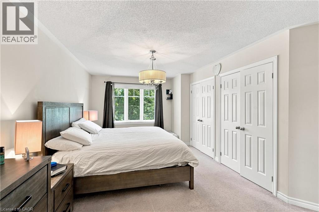 1050 Ryckman Common Property Photo 13