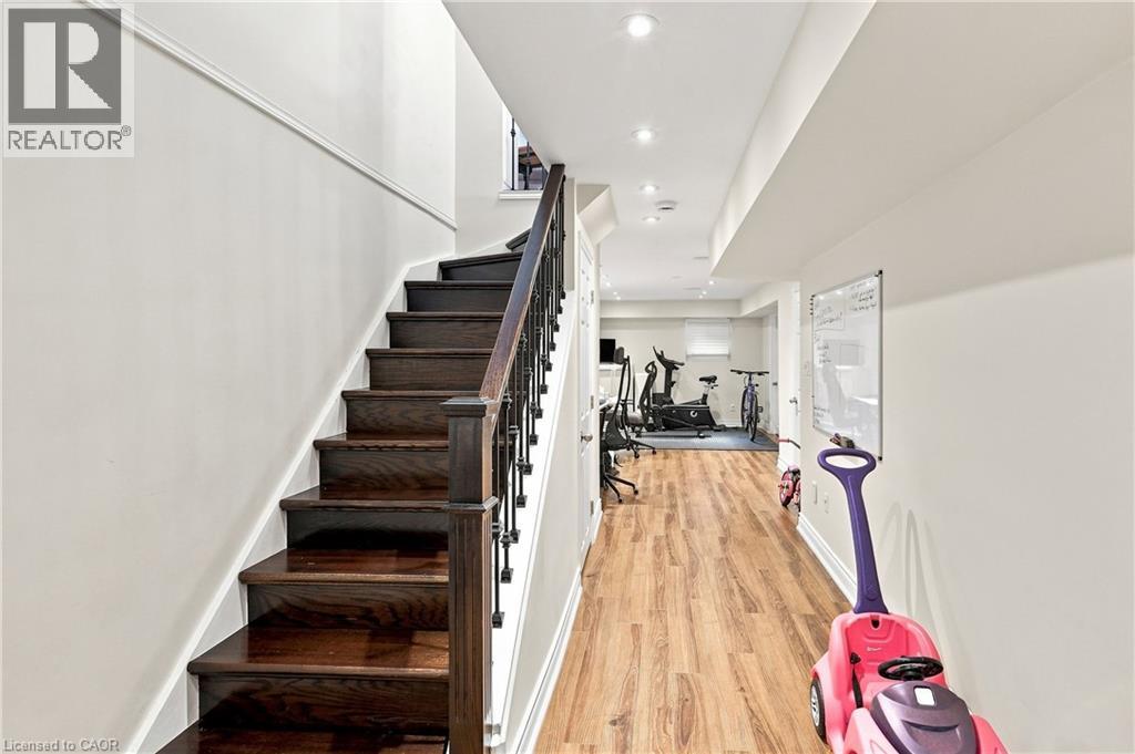 1050 Ryckman Common Property Photo 18