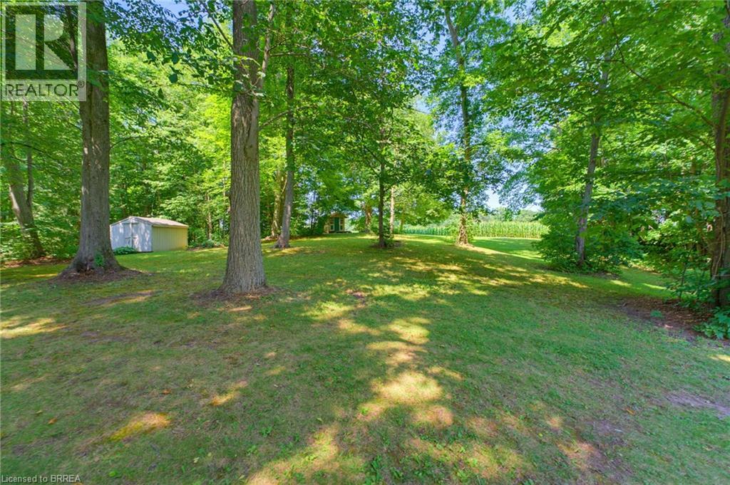 301 Governors Road E Property Photo 24