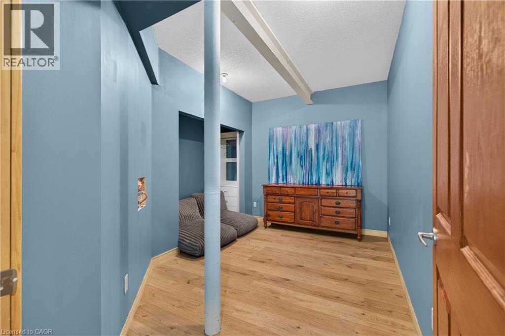 7392 Wellington Road 11 Property Photo 38