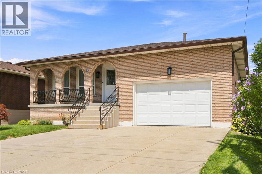 377 Carson Drive Property Photo 2