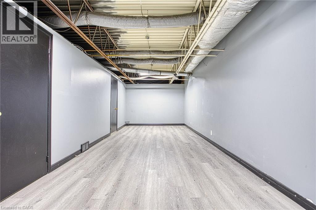 112 Ormond Street S Property Photo 13
