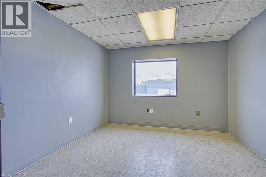 112 Ormond Street S Property Photo 15