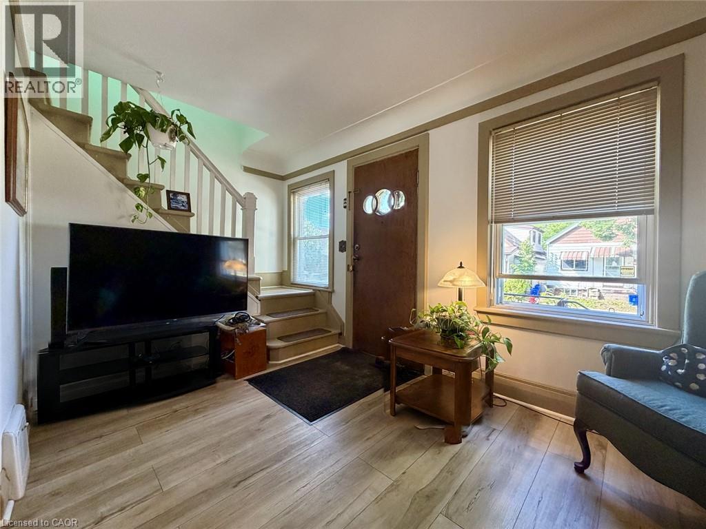 55 Holmes Avenue Property Photo 3