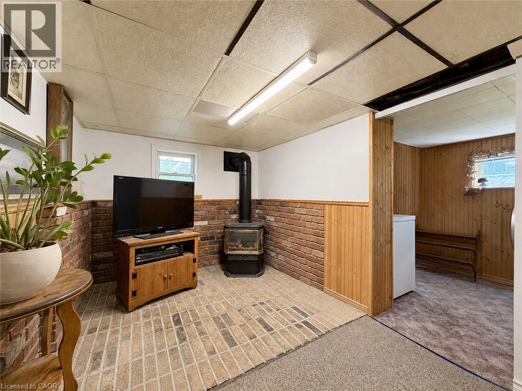 55 Holmes Avenue Property Photo 18