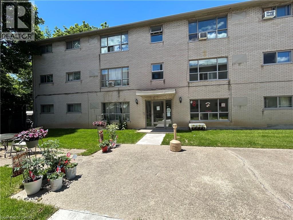 108 Creighton Road Unit# 14 Property Photo 1
