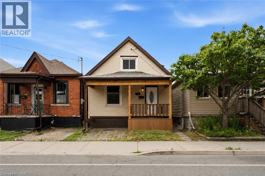 1062 CANNON Street E Property Photo 1