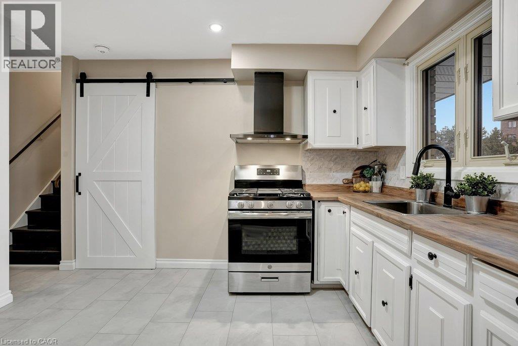 67 Kimberly Crescent Unit# Upper Property Photo 14