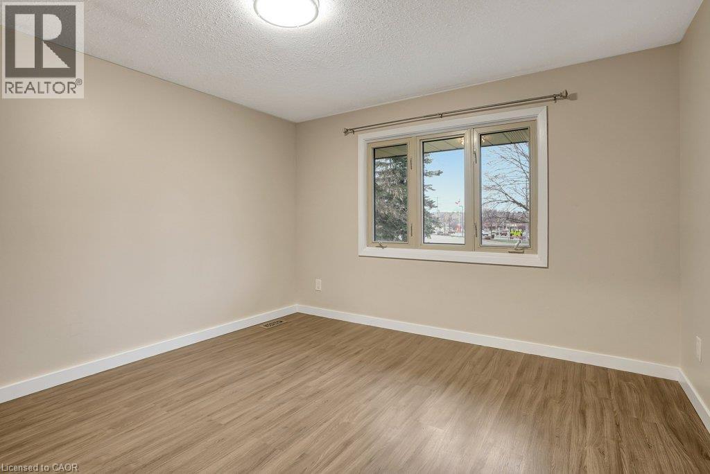 67 Kimberly Crescent Unit# Upper Property Photo 28