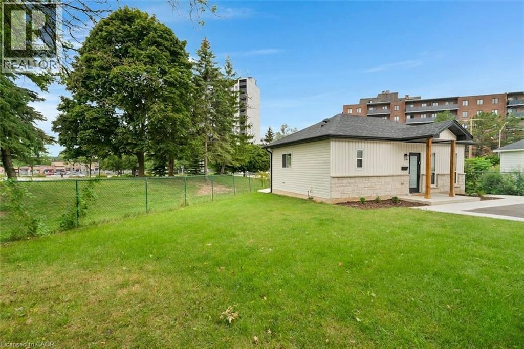 67 Kimberly Crescent Unit# Upper Property Photo 33