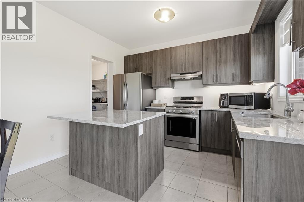 147 Midland Place Property Photo 8
