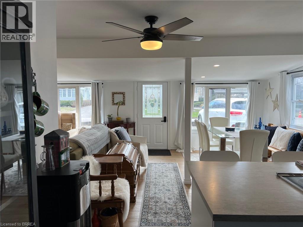 3185 Lindley Street Property Photo 7