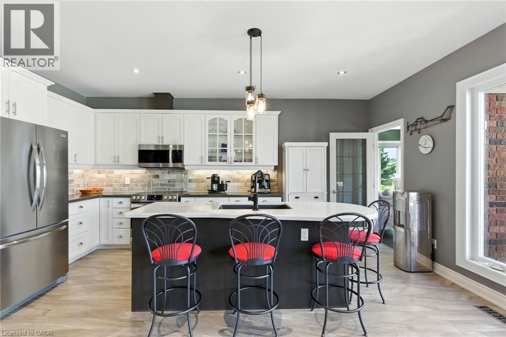 10 Featherstone Avenue Property Photo 12