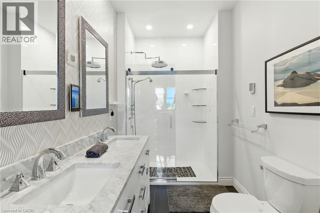 10 Featherstone Avenue Property Photo 23