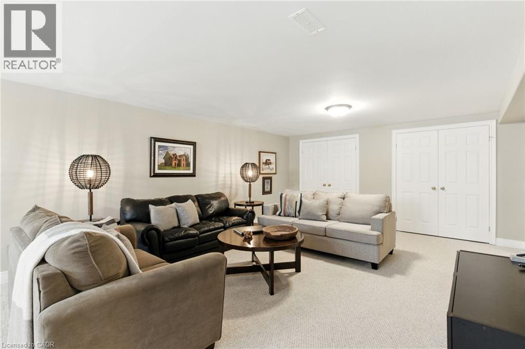 10 Featherstone Avenue Property Photo 29