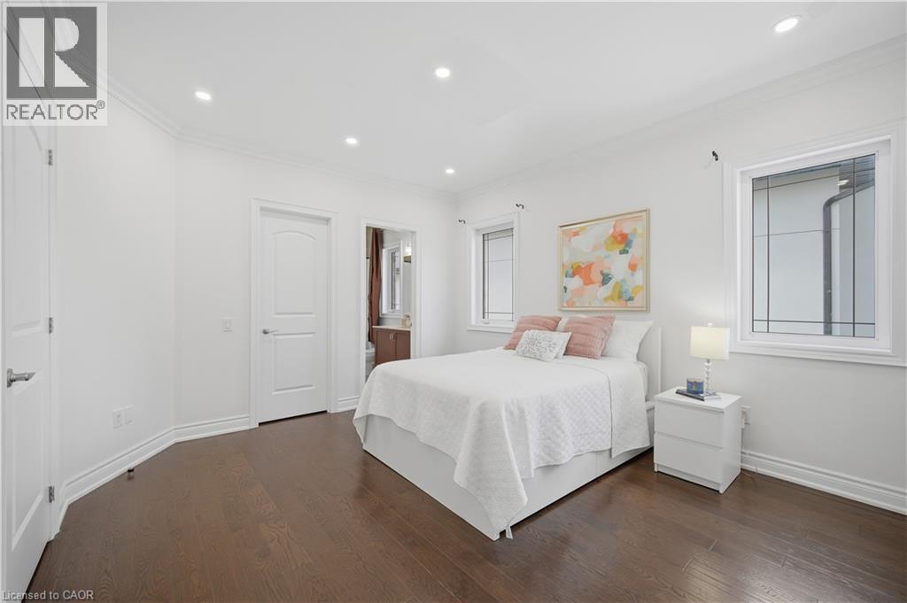 33 Keatley Drive Property Photo 24