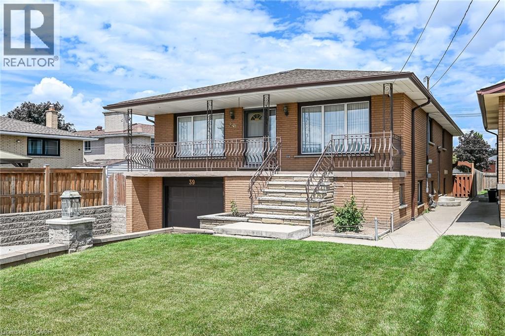 39 Algonquin Court Property Photo 2