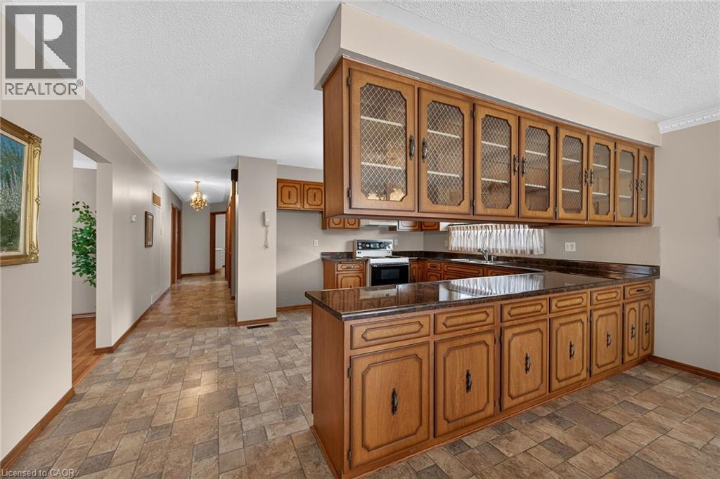 39 Algonquin Court Property Photo 12