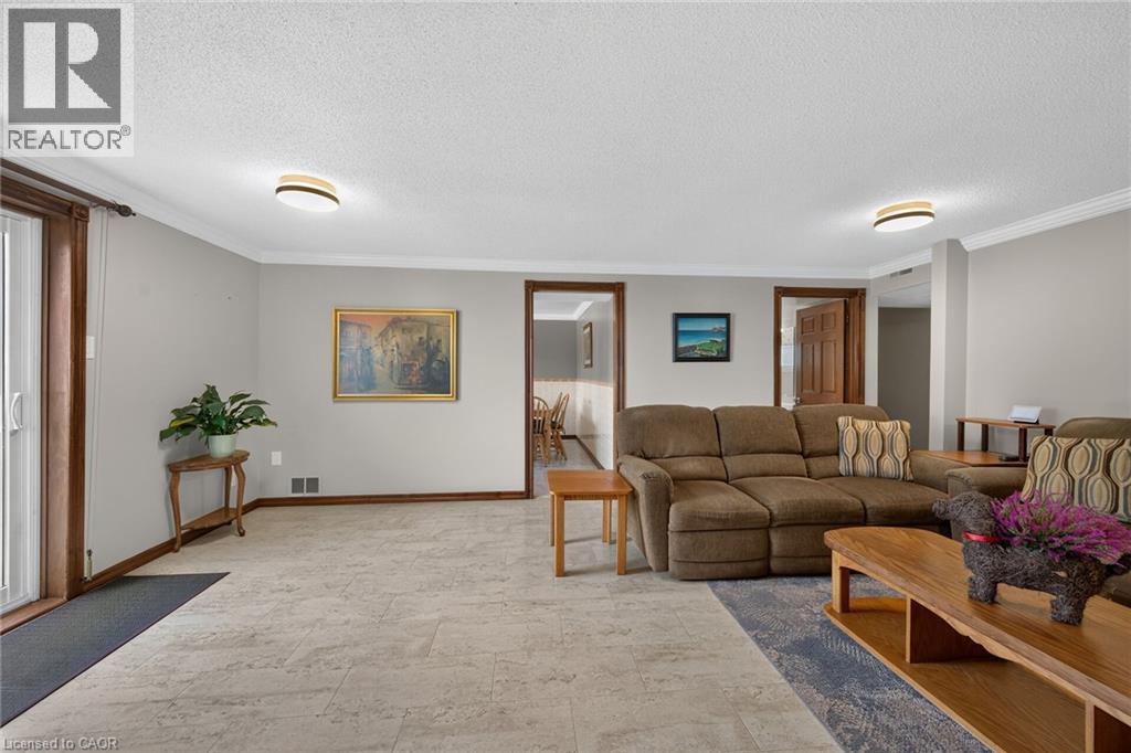39 Algonquin Court Property Photo 32